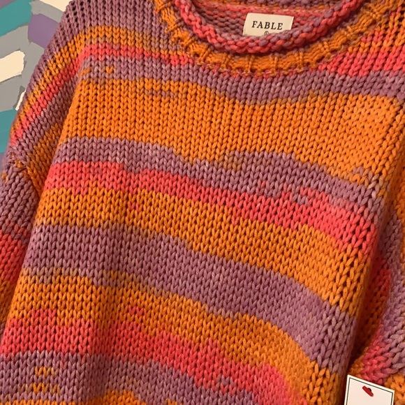 NWT fable sweater Large - Picture 6 of 7